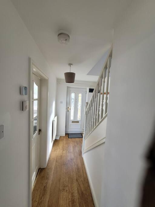 2 Bedroom End Of Terrace House Wellington  Kültér fotó