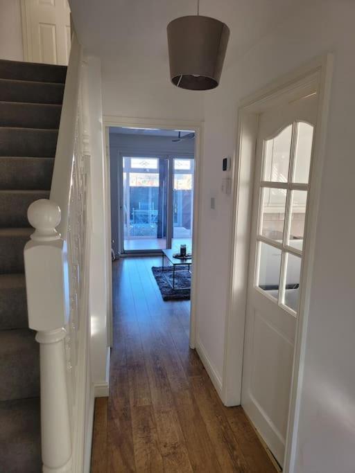 2 Bedroom End Of Terrace House Wellington  Kültér fotó